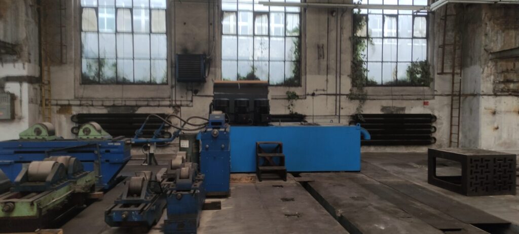 Deep Hole Drilling Machine HVS 2500: A Technological Giant with a Wide Range of Capabilities 8 HVS 2500 6