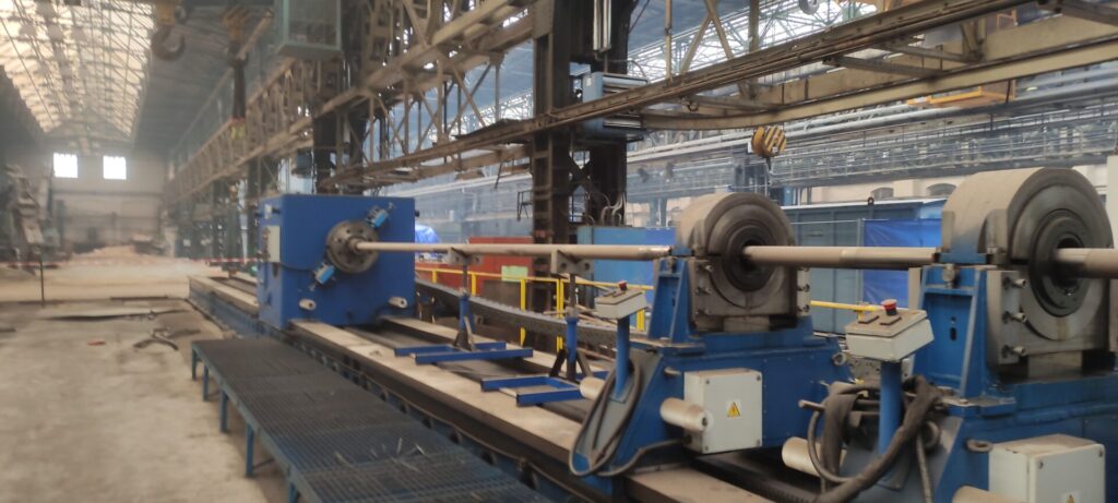 Deep Hole Drilling Machine HVS 2500: A Technological Giant with a Wide Range of Capabilities 9 HVS 2500 7