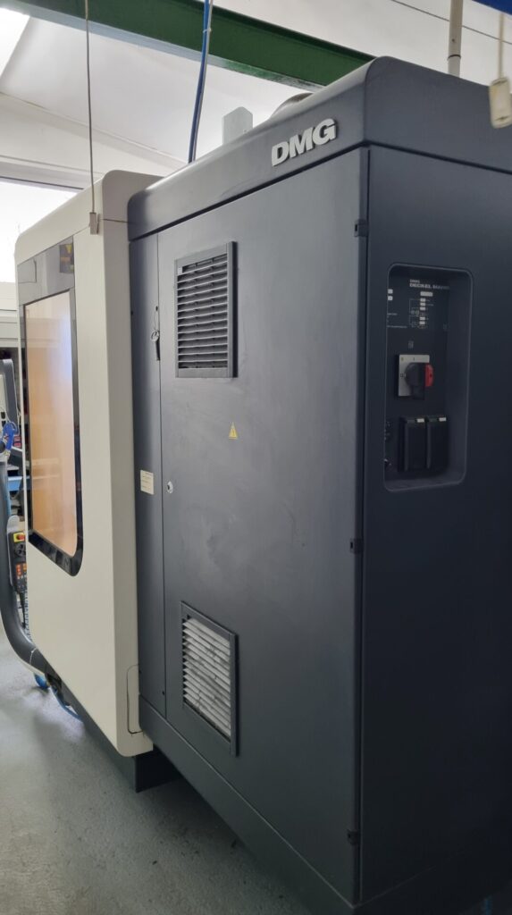 CNC obráběcí centrum Deckel Maho DMC 635V 19 DMC 635V 19