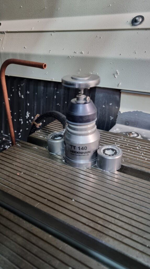 CNC obráběcí centrum Deckel Maho DMC 635V 8 DMC 635V 6