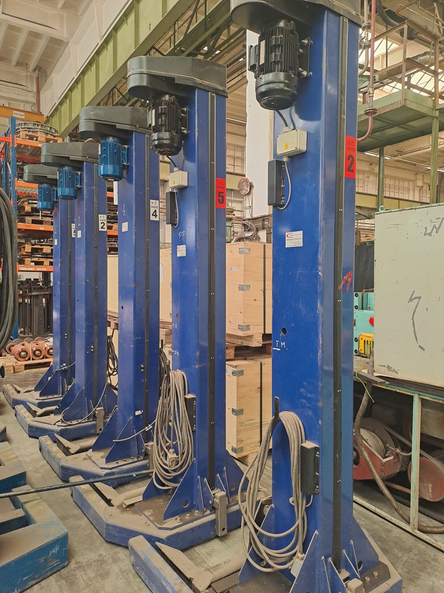 AG - Autolift ESH 3961 – Zvedací souprava s nosností 39 tun 2 Autolift 65 t 1 1