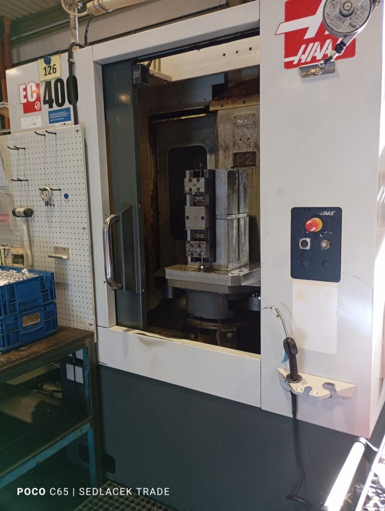 Obráběcí centrum HAAS EC 400 Spolehlivost a přesnost pro váš provoz 2 HAAS EC 400 1