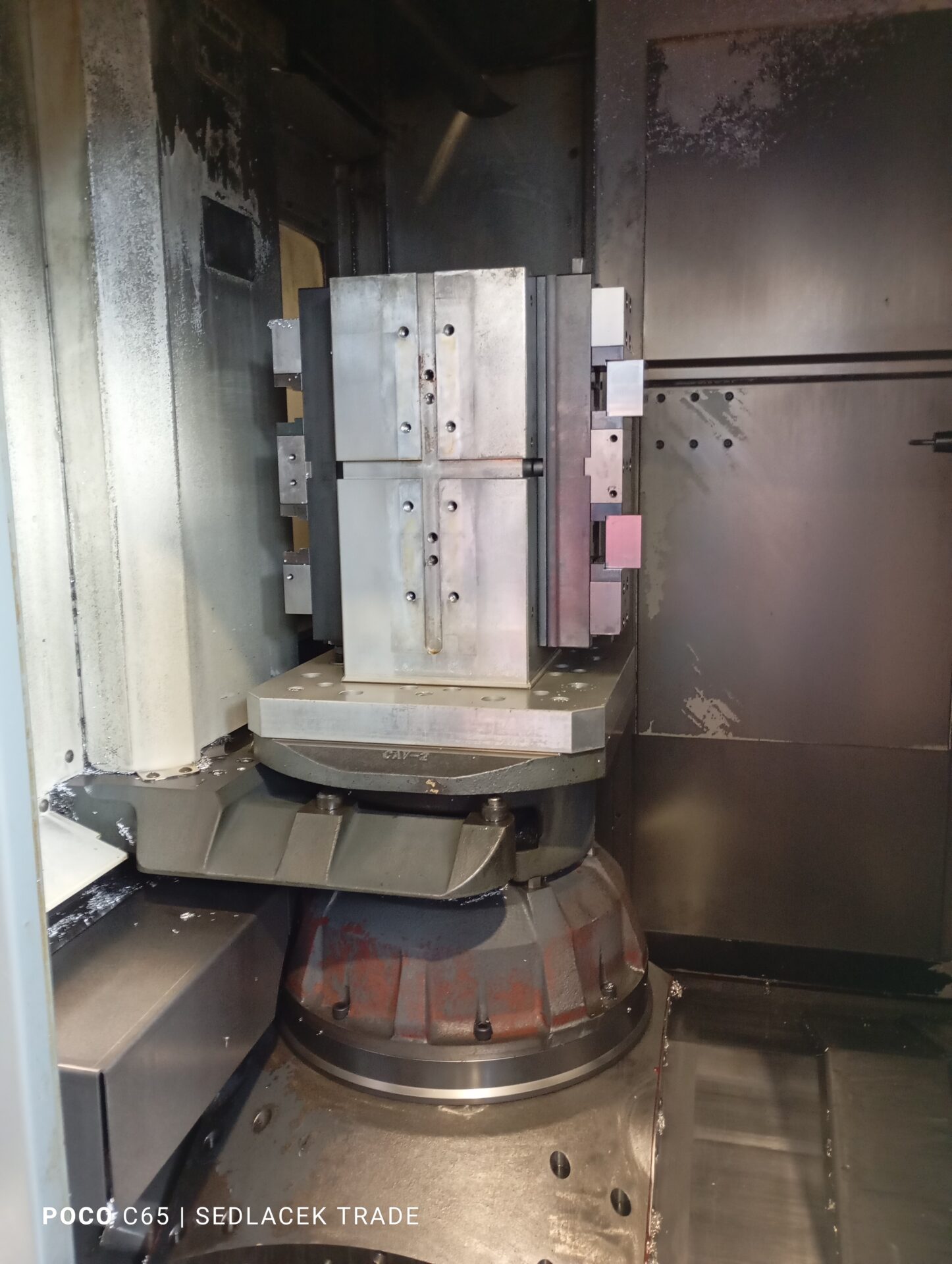 Obráběcí centrum HAAS EC 400 Spolehlivost a přesnost pro váš provoz 4 HAAS EC 400 3