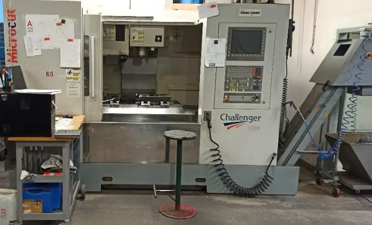 CNC obráběcí centrum Microcut Challenger 1000 na prodej 2 Microcut challenger 1000 1 1