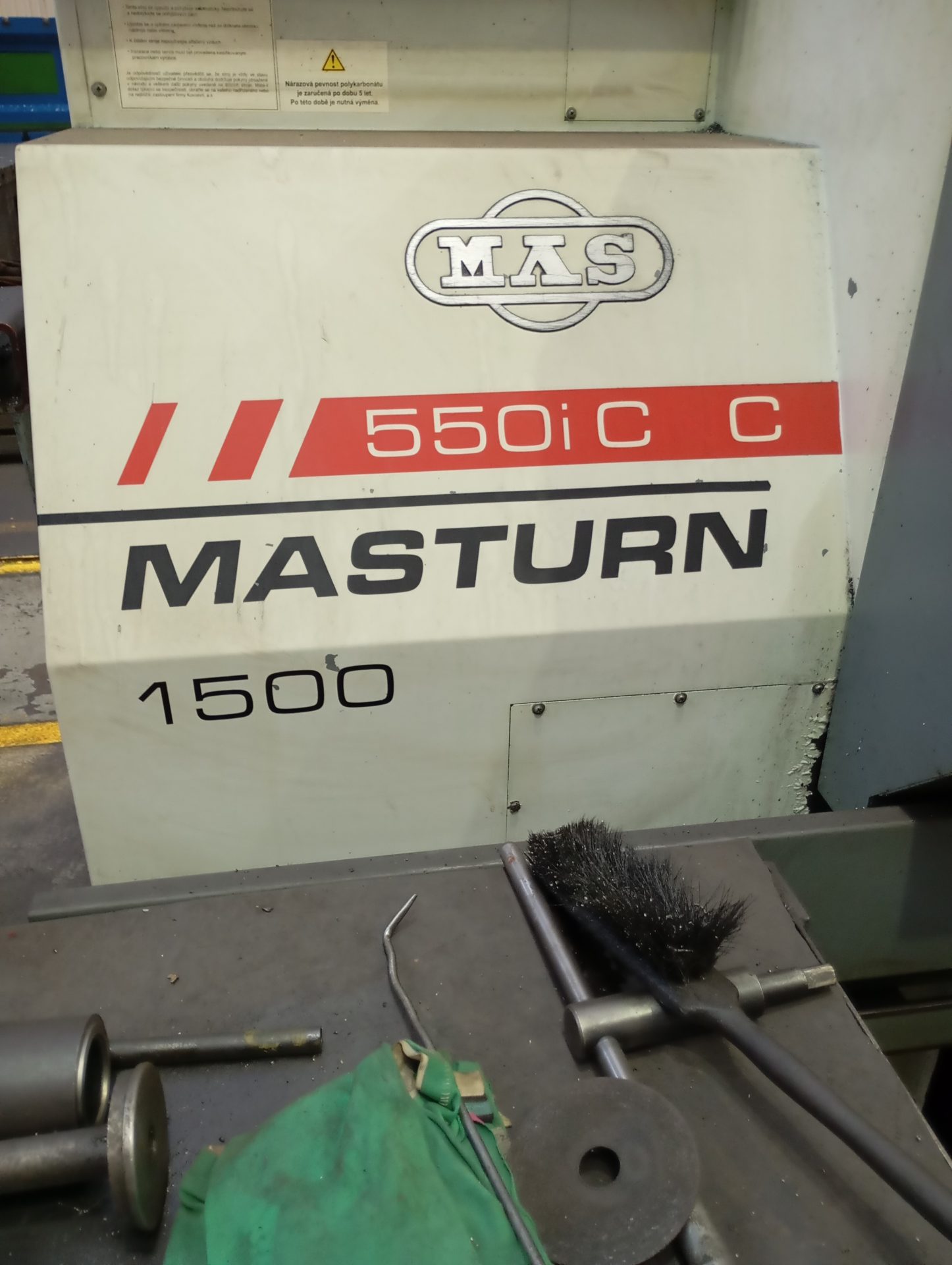 MASTURN 550i – Výkonný soustruh s přesností a flexibilitou 5 MASTURN 550i 4