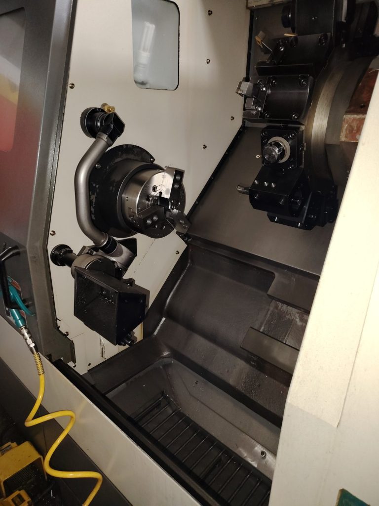 CNC soustruh Samsung PL20 – precizní výkon, spolehlivost a robustní konstrukce 8 Samsung PL 20M 13