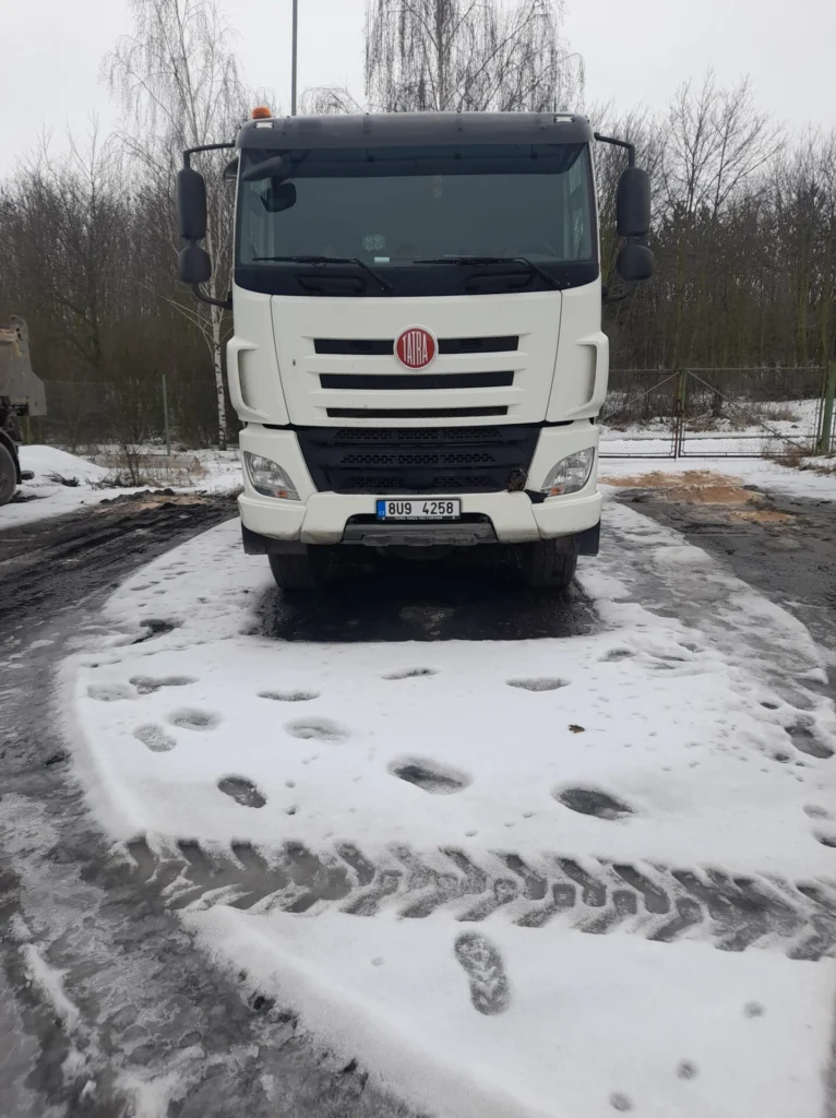 TATRA T158 PHOENIX 8×6 – SKLÁPĚČ (2018) 2 20260126 133823 1