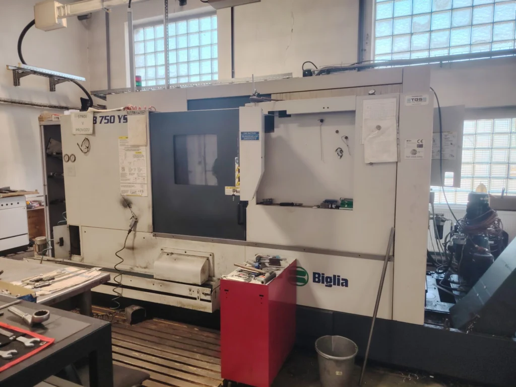 CNC soustruh Biglia B 750 YS (2016) – profesionální stroj s bohatou výbavou 2 Biglia B 750 YS 1 1