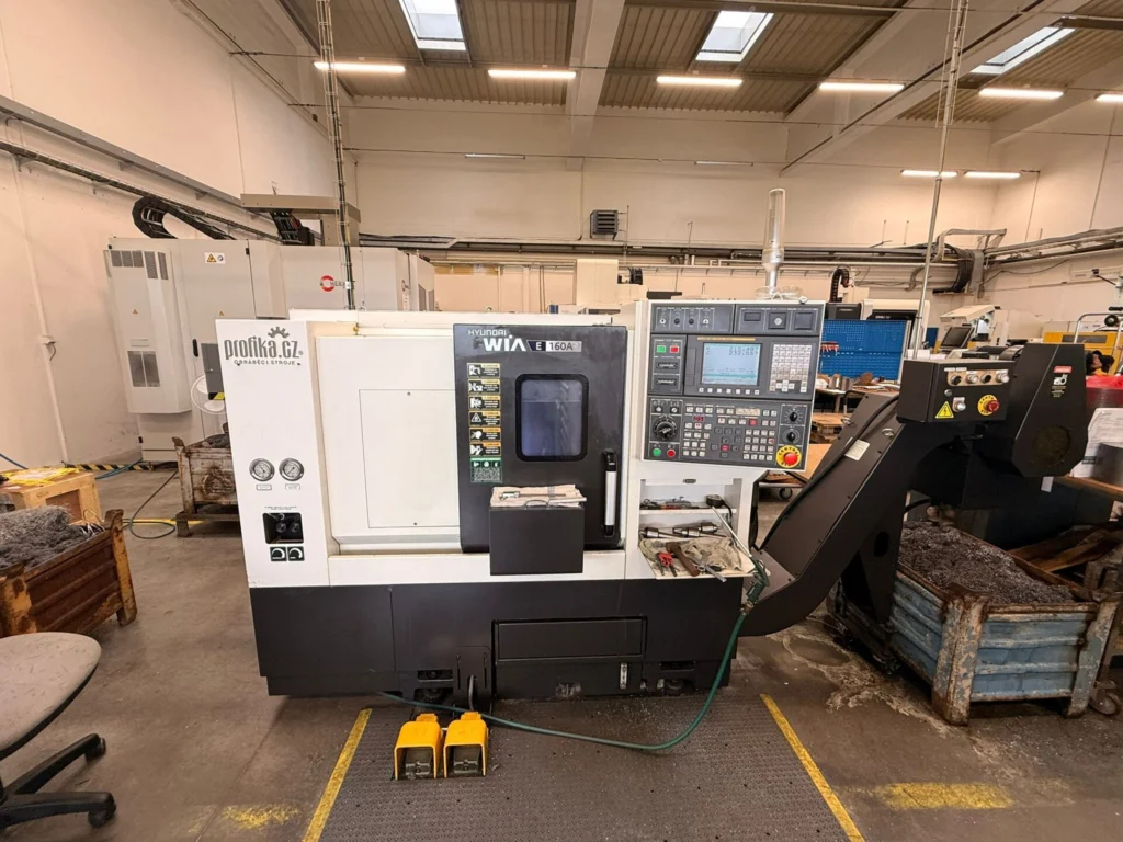 CNC soustruh Hyundai WIA E160A – spolehlivý a přesný stroj pro moderní výrobu 10 Hyundai WIA E160A 9