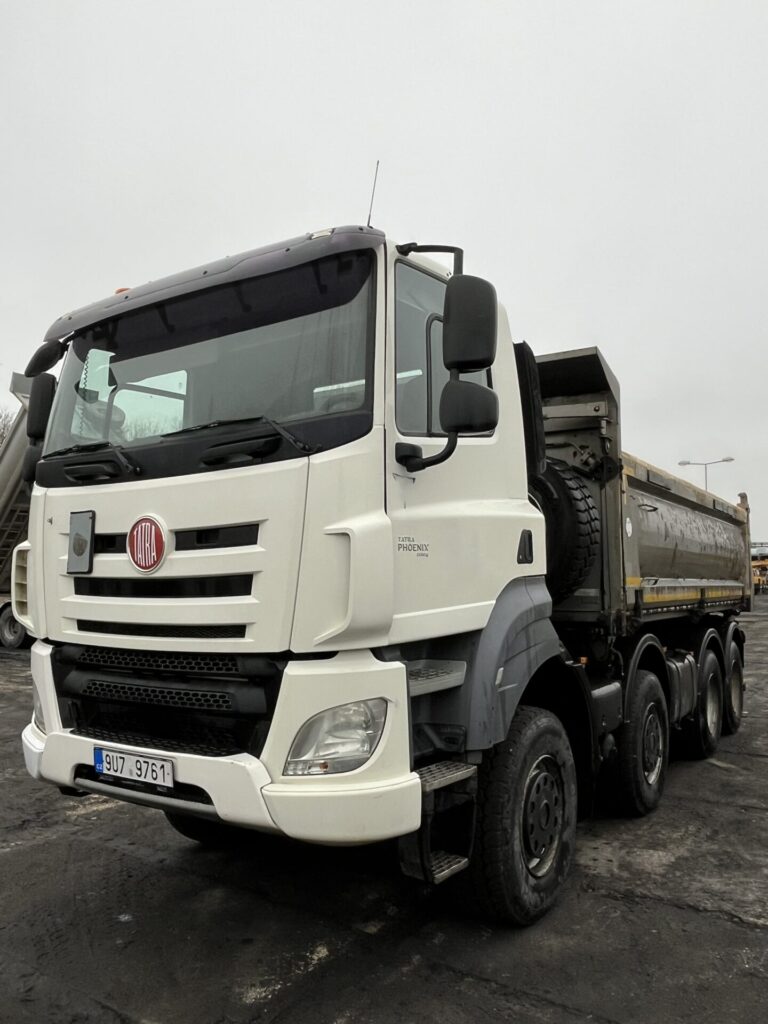 TATRA T158 PHOENIX 8×6 – SKLÁPĚČ (2018) – vůz 1