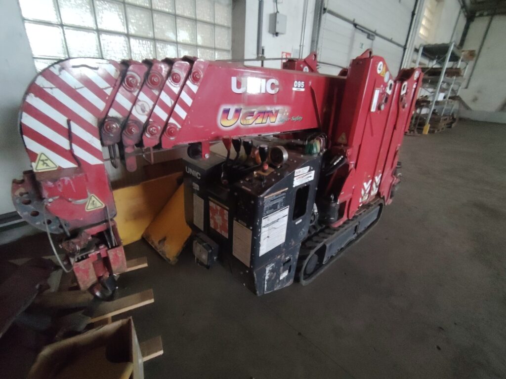 Pásový mobilní jeřáb UNIC URW 095 CR – na prodej 2 UNIC 095 Spider Crane 1