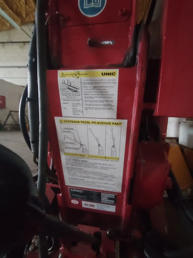 Pásový mobilní jeřáb UNIC URW 095 CR – na prodej 9 UNIC 095 Spider Crane 15