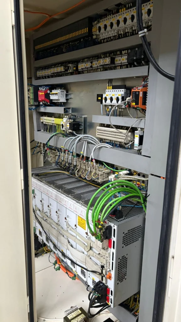 TAJMAC-ZPS MCV 1210 – Vertikální obráběcí centrum, rok výroby 2014, Heidenhain iTNC 530 9 ZPS MCV 1210 13