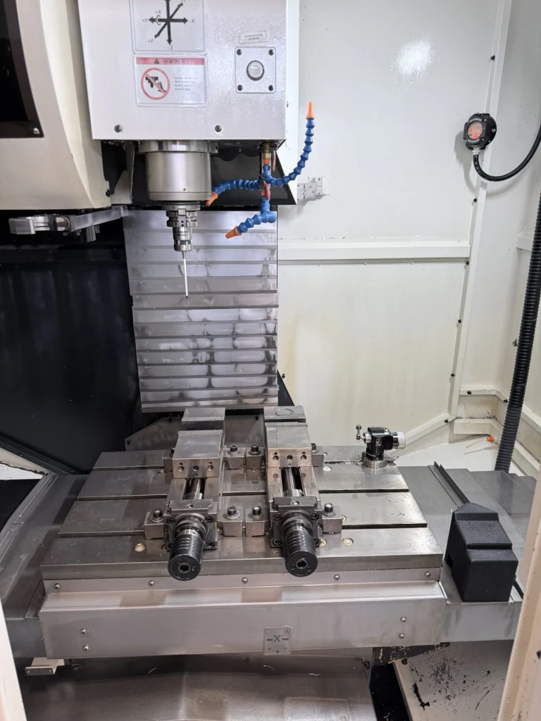 CNC Vertikální Obráběcí Centrum NEWAY VM‑740S – Na Prodej 11 VM 740S NEWAY 11
