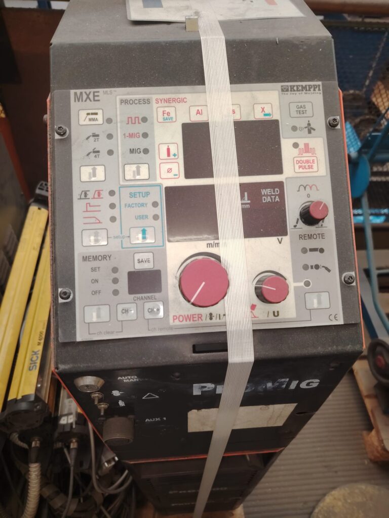 Fanuc Robot R J3iC 11