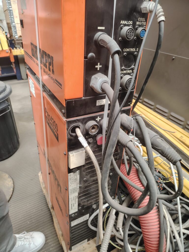 Fanuc Robot R J3iC 18
