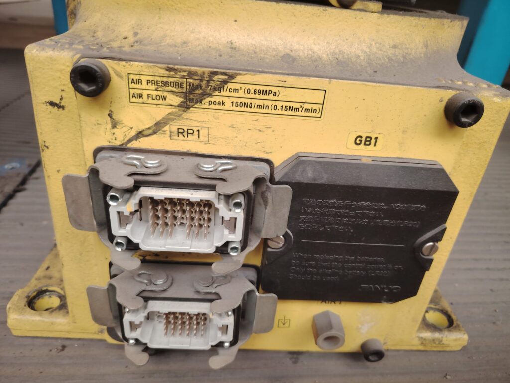 Fanuc Robot R J3iC 2
